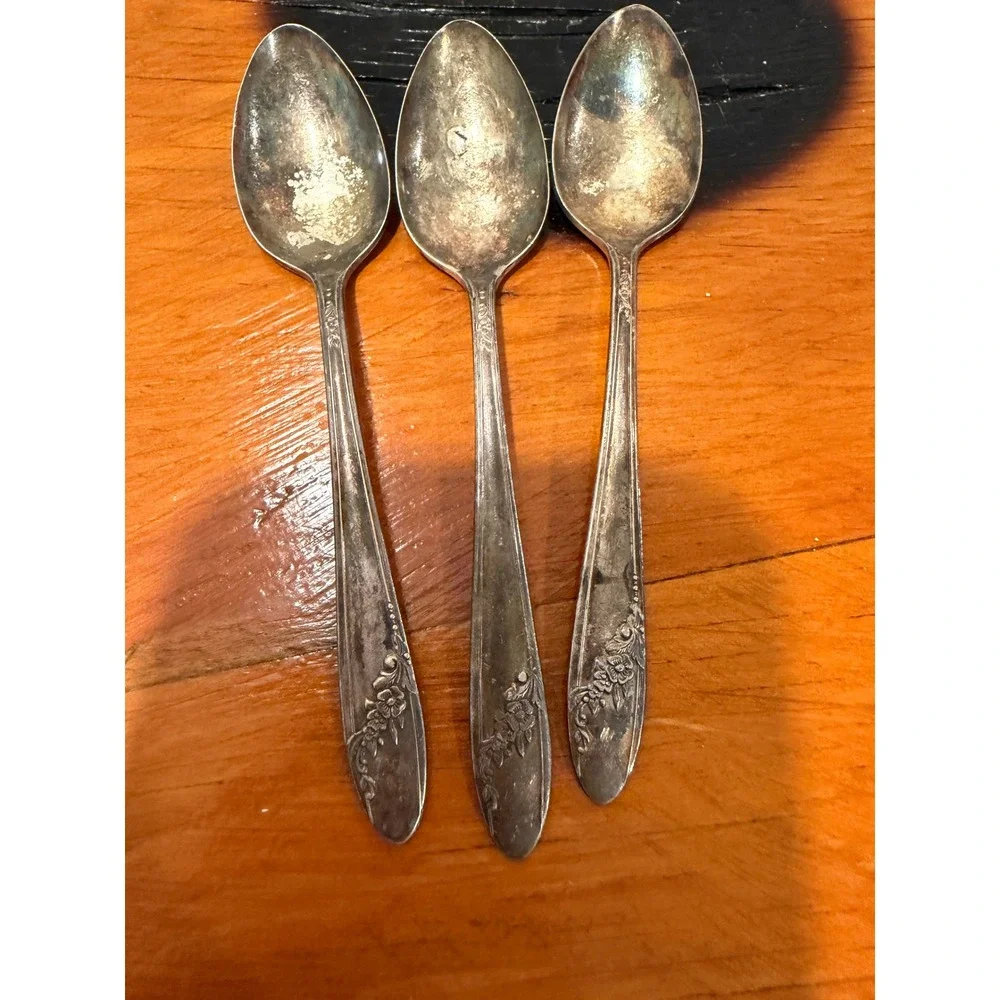 Vintage Silverplate Teaspoons Set of 3 Floral Pattern Ornate Flatware 4.25 Inch